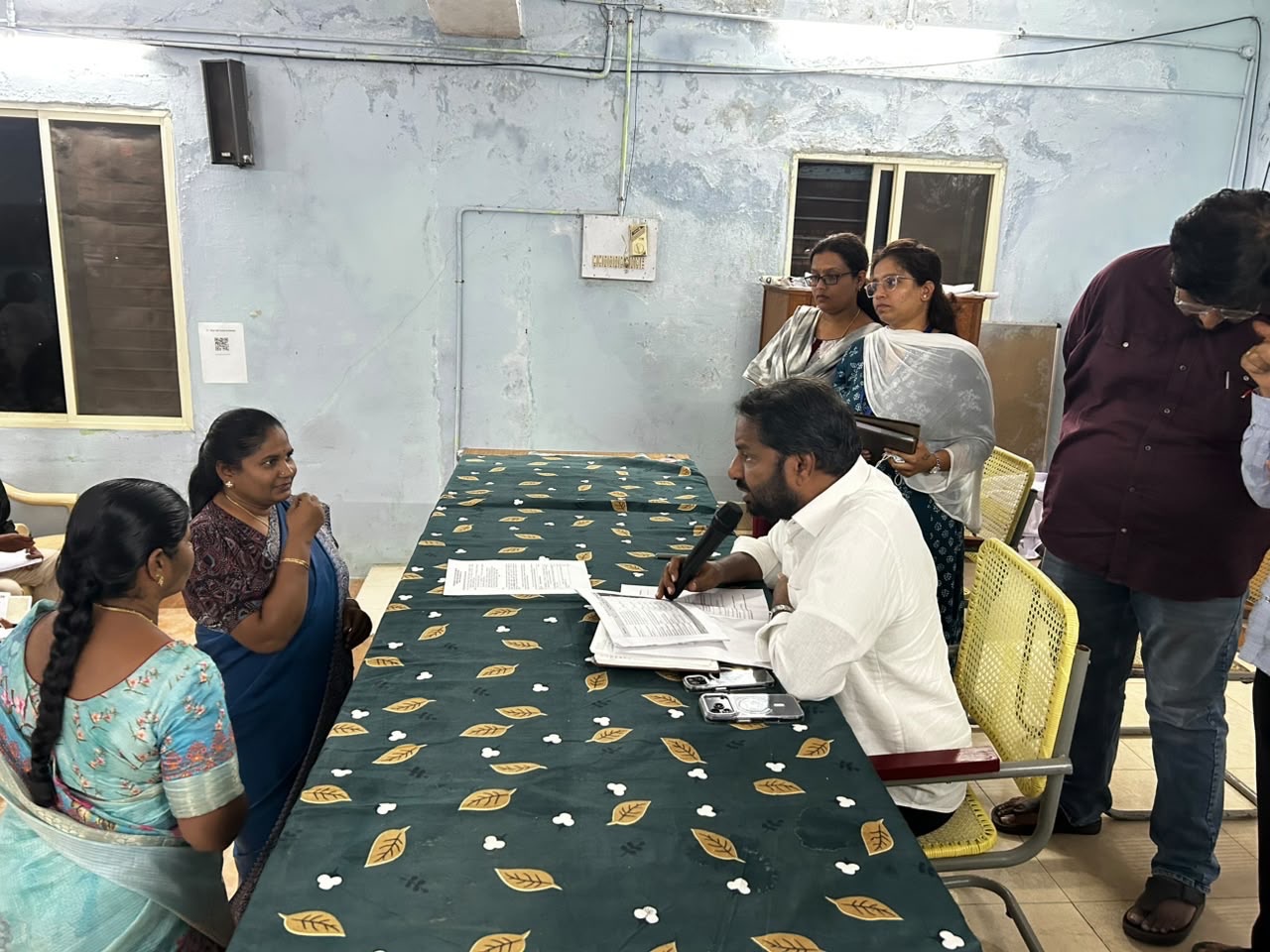 మదనపల్లి నియోజకవర్గంలో KPIలపై ఎమ్మెల్యే షాజహాన్ భాషా సమీక్ష