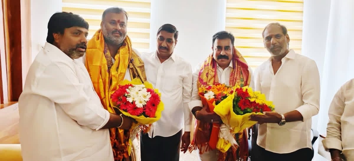 రాయచోటిలో మంత్రులతో తంబళ్లపల్లి ఇన్‌చార్జ్ జి. శంకర్ భేటీ